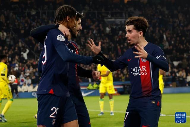 鲍曼：不关心诺伊尔是否重返德国队；人们似乎不尊重他的决定