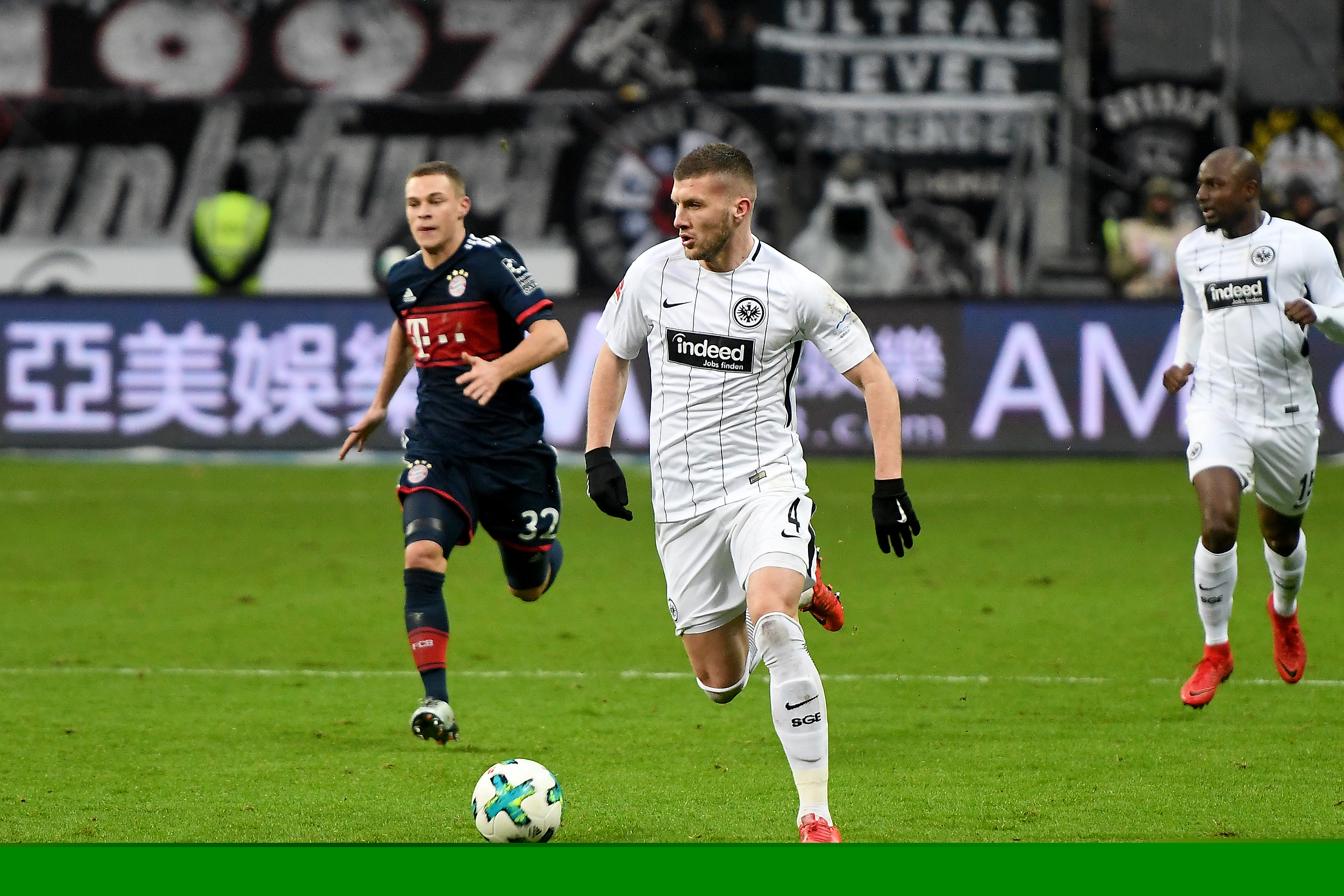 湖人末节连续得分，锁定胜局