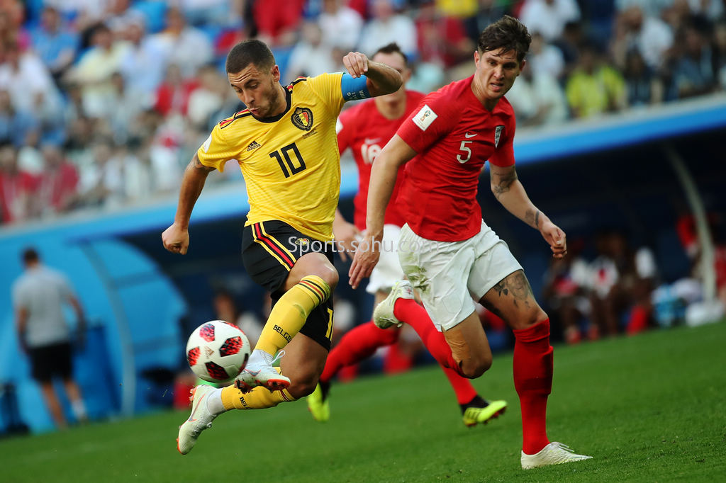 德媒：拜仁曾愿意放走格雷茨卡，帕利尼亚离开后前者确定留队