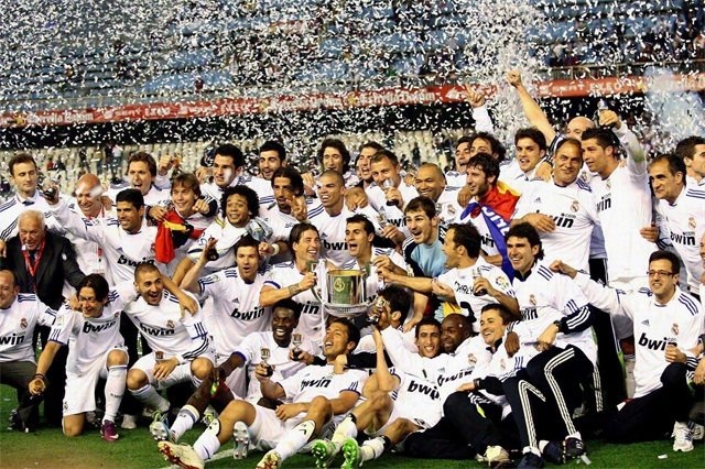 斯洛特：基耶萨生病了，加克波踢利兹联伤了将缺席几周