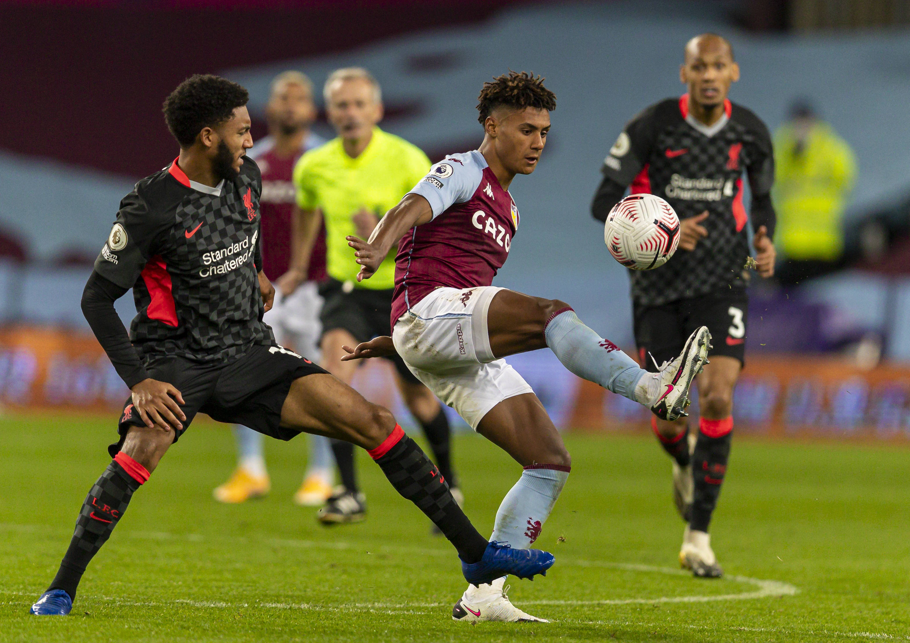 观察·顶级赛事IP流量效应显现 “观赛+滑雪+度假”复合式需求释放消费新潜力