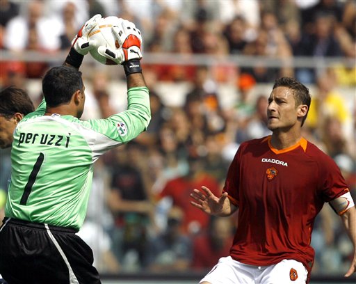 NBA：勇士主场狂胜灰熊 库里轰下45分