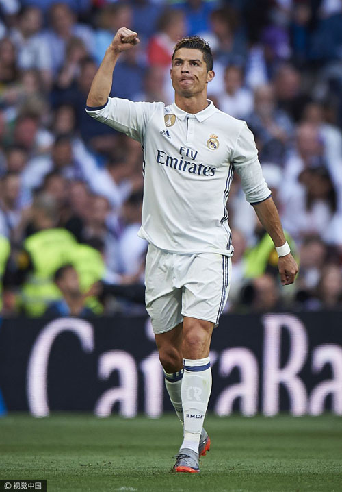 猛龙战胜开拓者终止两连败，成为本赛季第四支取得15个胜场球队